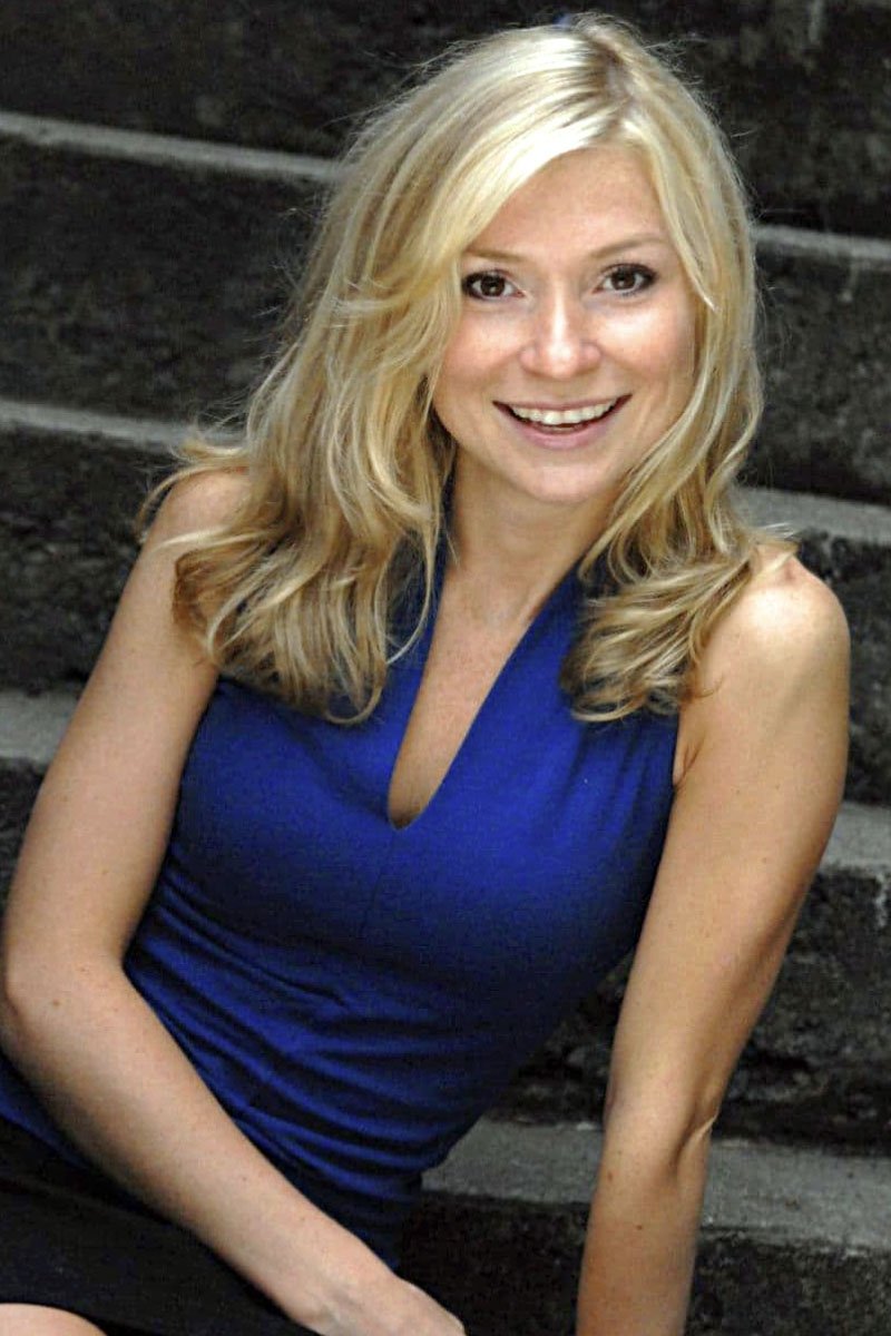 Emma Taylor-Isherwood Photo