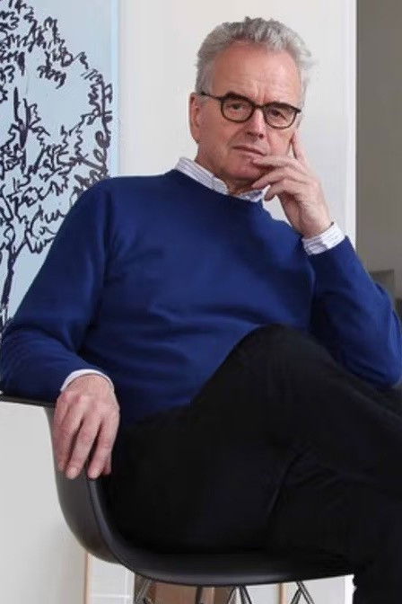 et billede af Hans Mayer