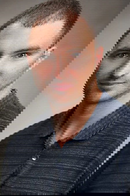 et billede af Alex Bogomolov