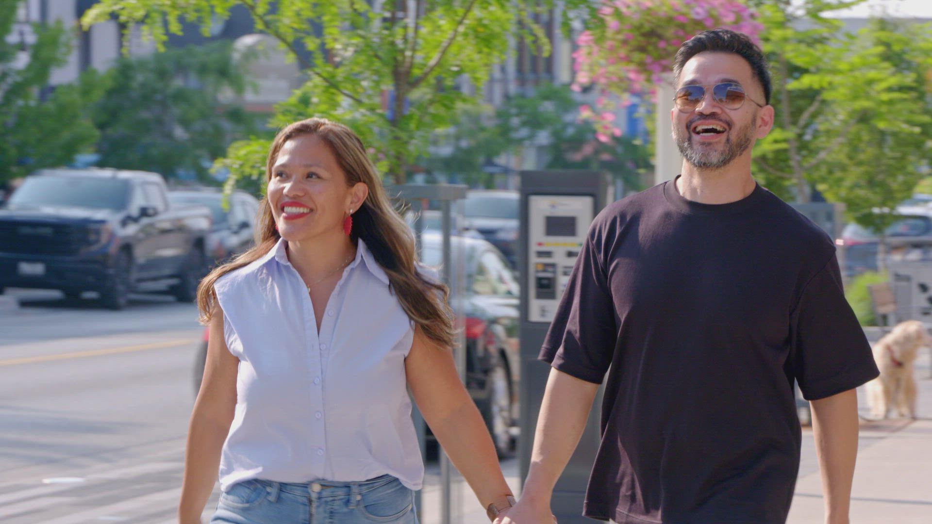 Lakefront Luxury S04E13 backdrop