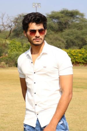 et billede af Chaitanya Chaudhary