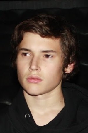 Oskar Lindquist's picture in the cast