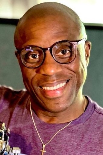 et billede af Derrick McKenzie