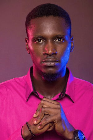 et billede af Riyo David