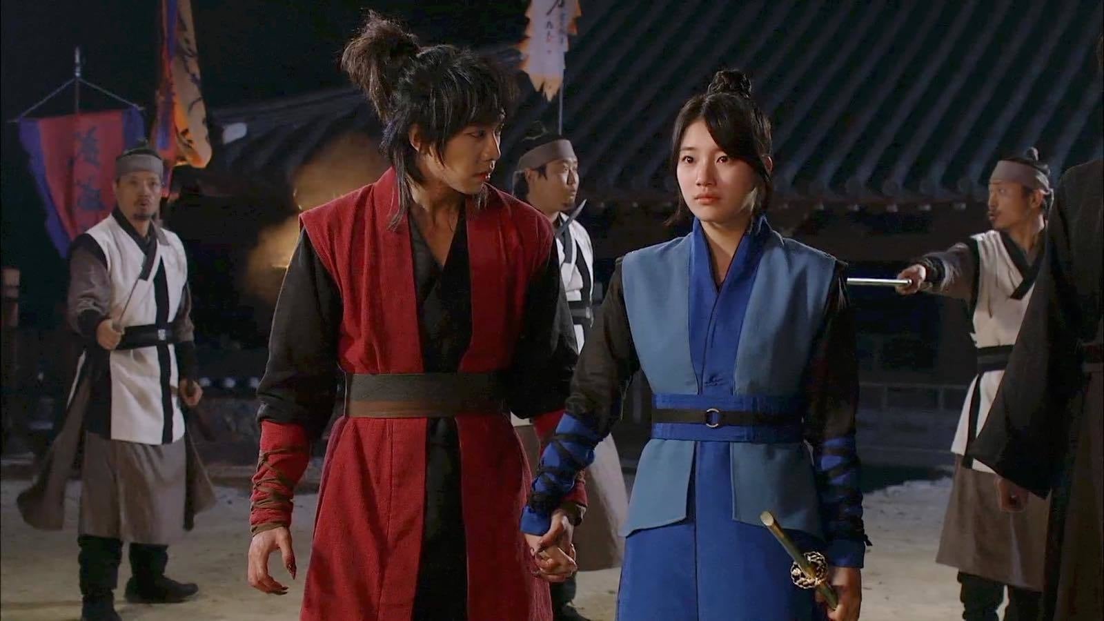 Gu Family Book: 1×12