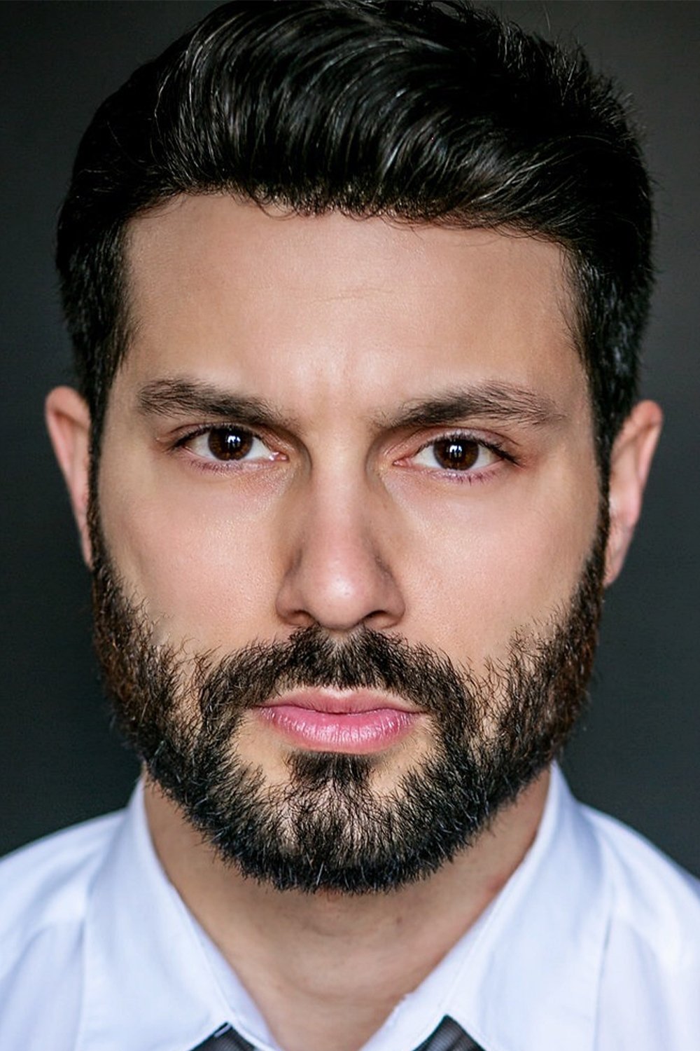 et billede af Manny J. Hernandez