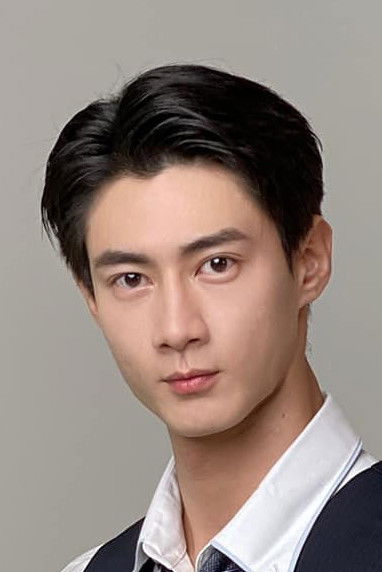 et billede af Hugh Huang