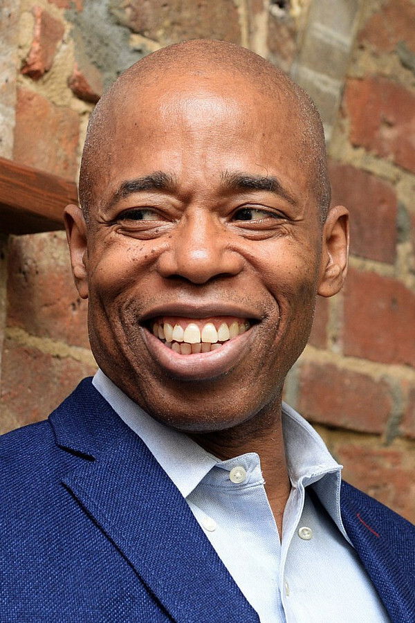 et billede af Eric Adams