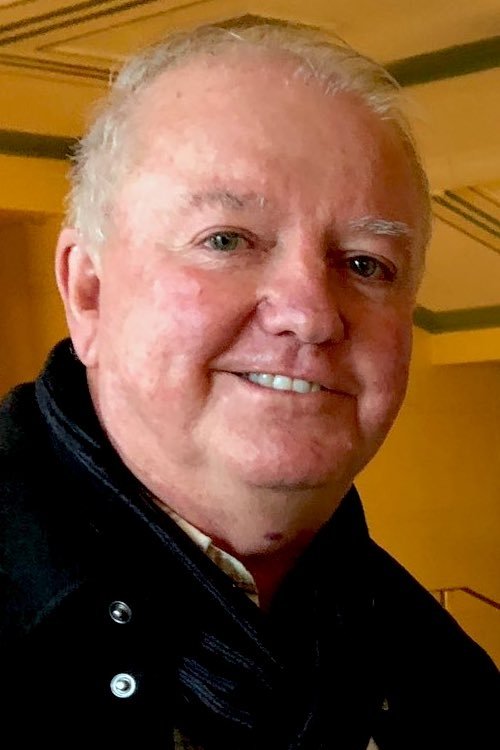 et billede af Peter James