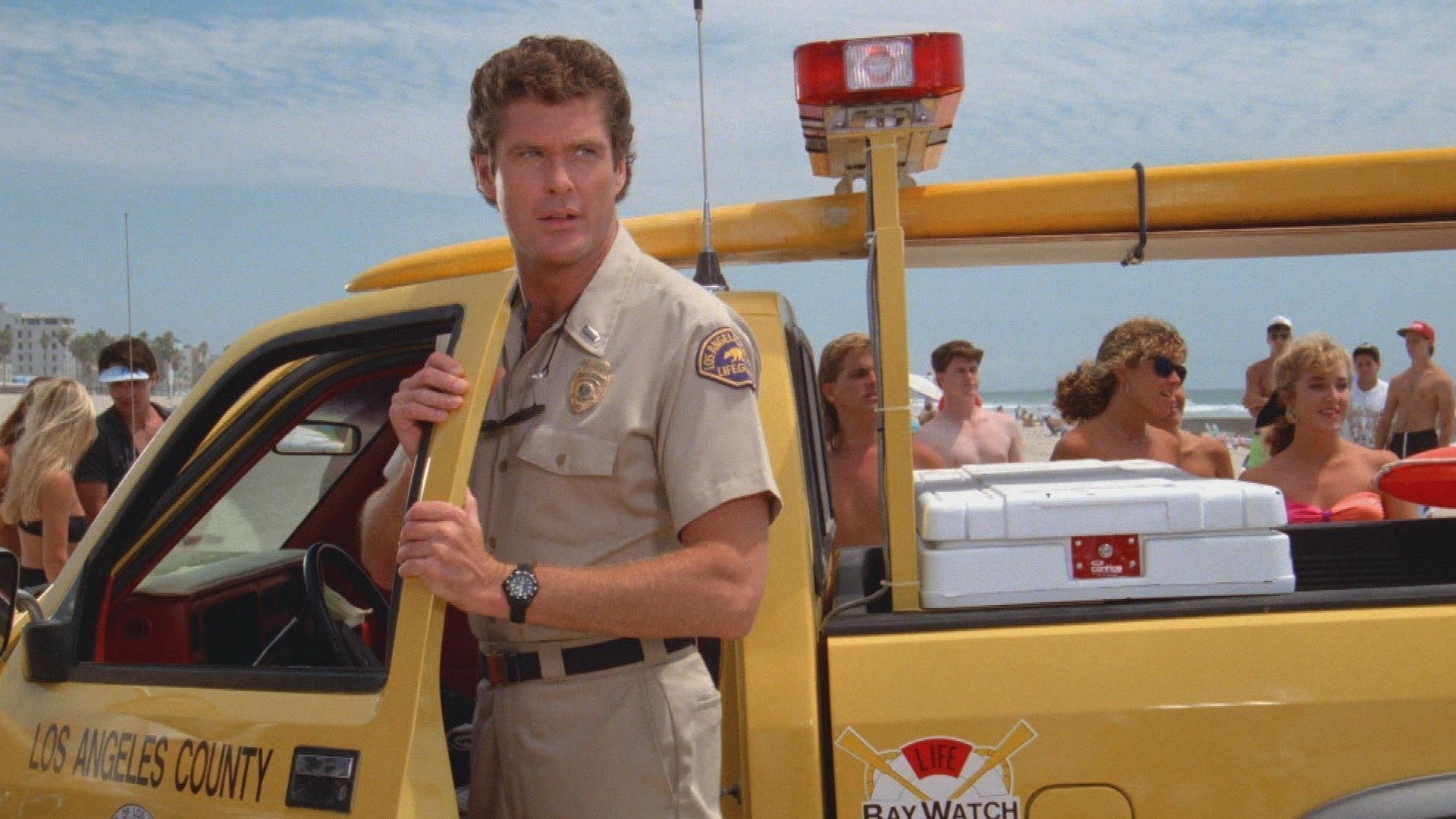Los vigilantes de la playa 1x1