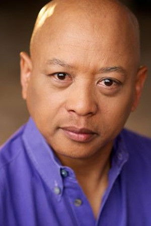 et billede af Ewart Chin