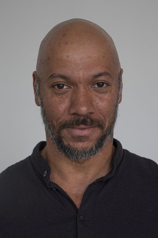 et billede af Daniel Szelezsán