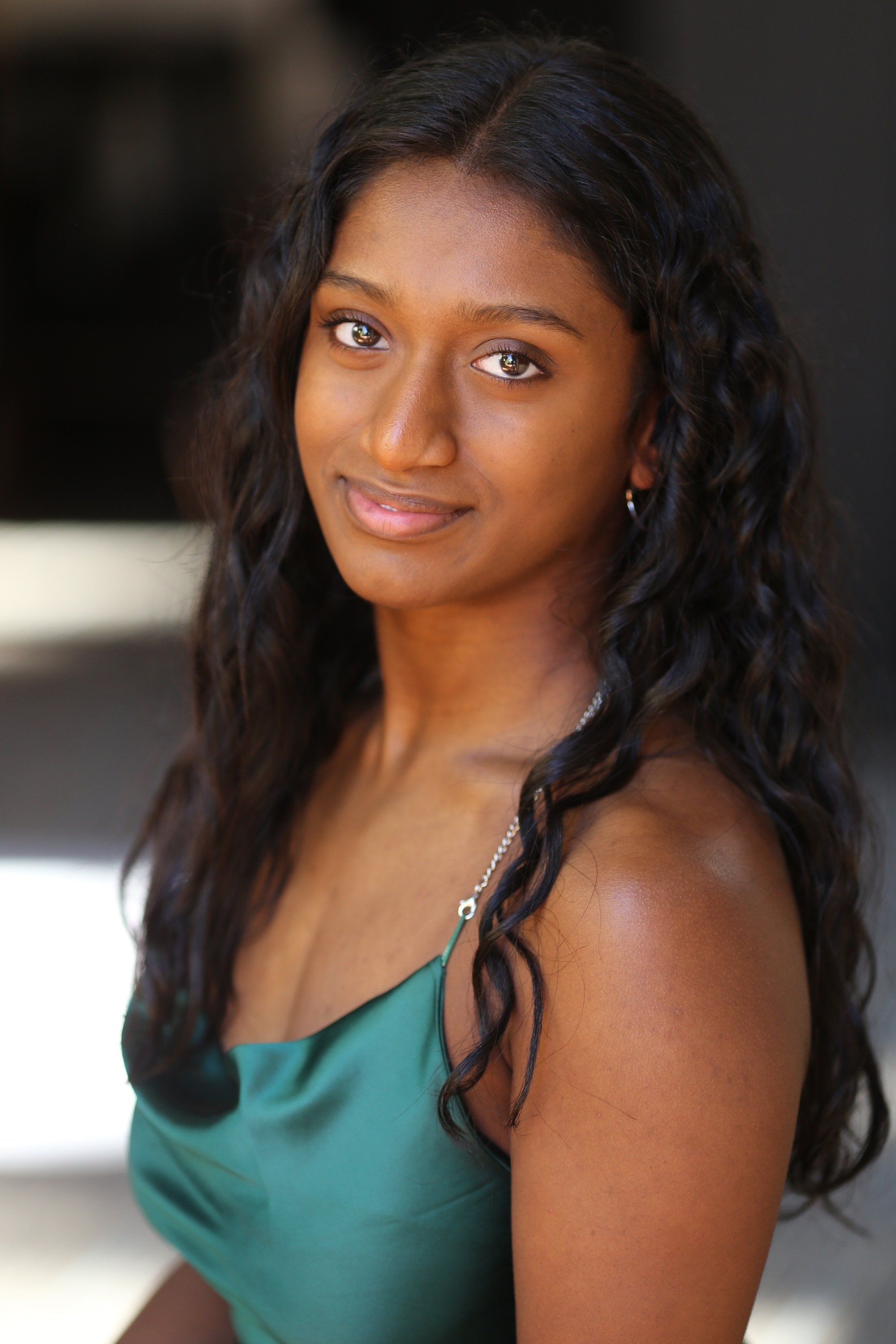 Kushinka Jayewardene's picture in the cast