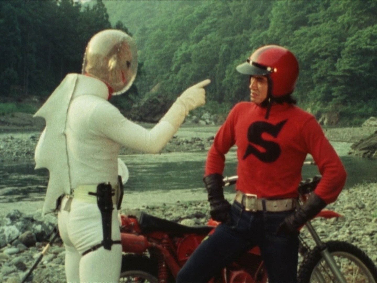 Kamen Rider Season 5 :Episode 22  Rider Execution at 12:00?!