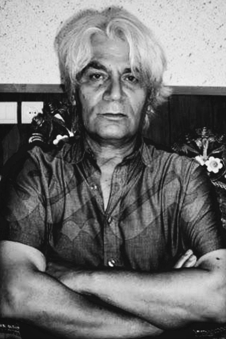 et billede af Akbar Esfahani