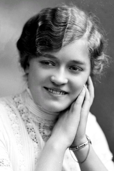 et billede af Agda Helin