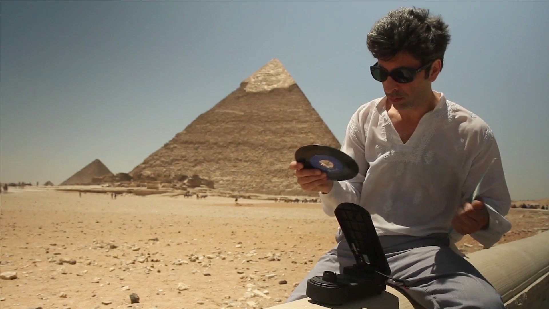 Imagem do Filme Vinyl Bazaar - Take Me Back To Cairo
