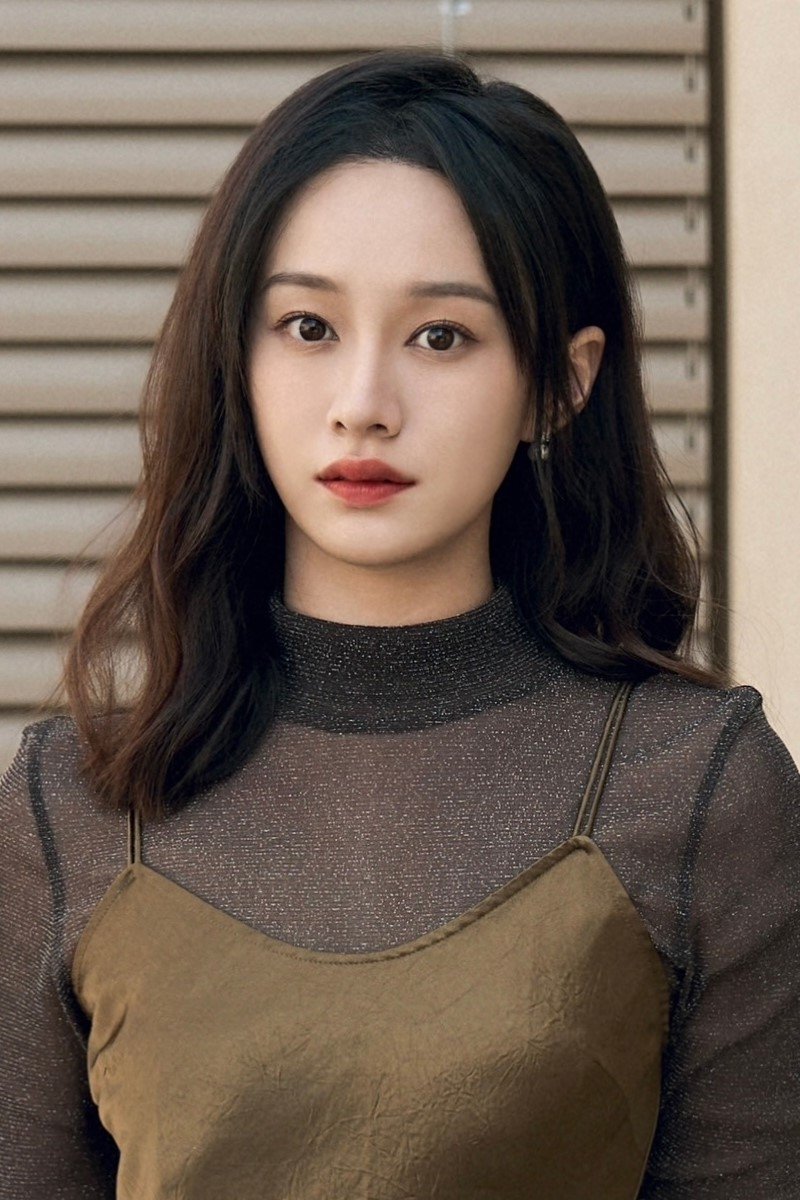 et billede af Lu Yanqi