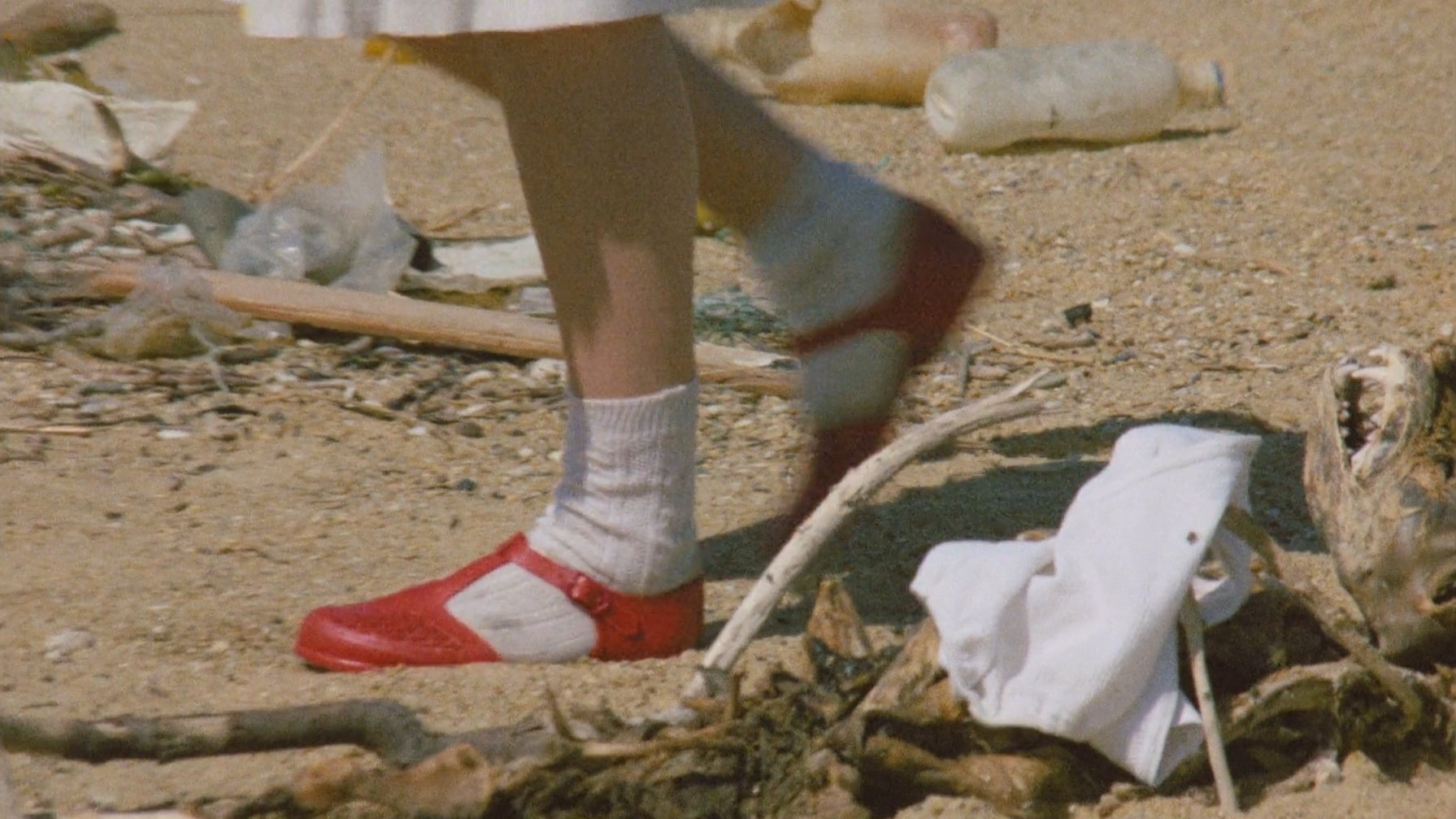 Une vraie jeune fille (1999)