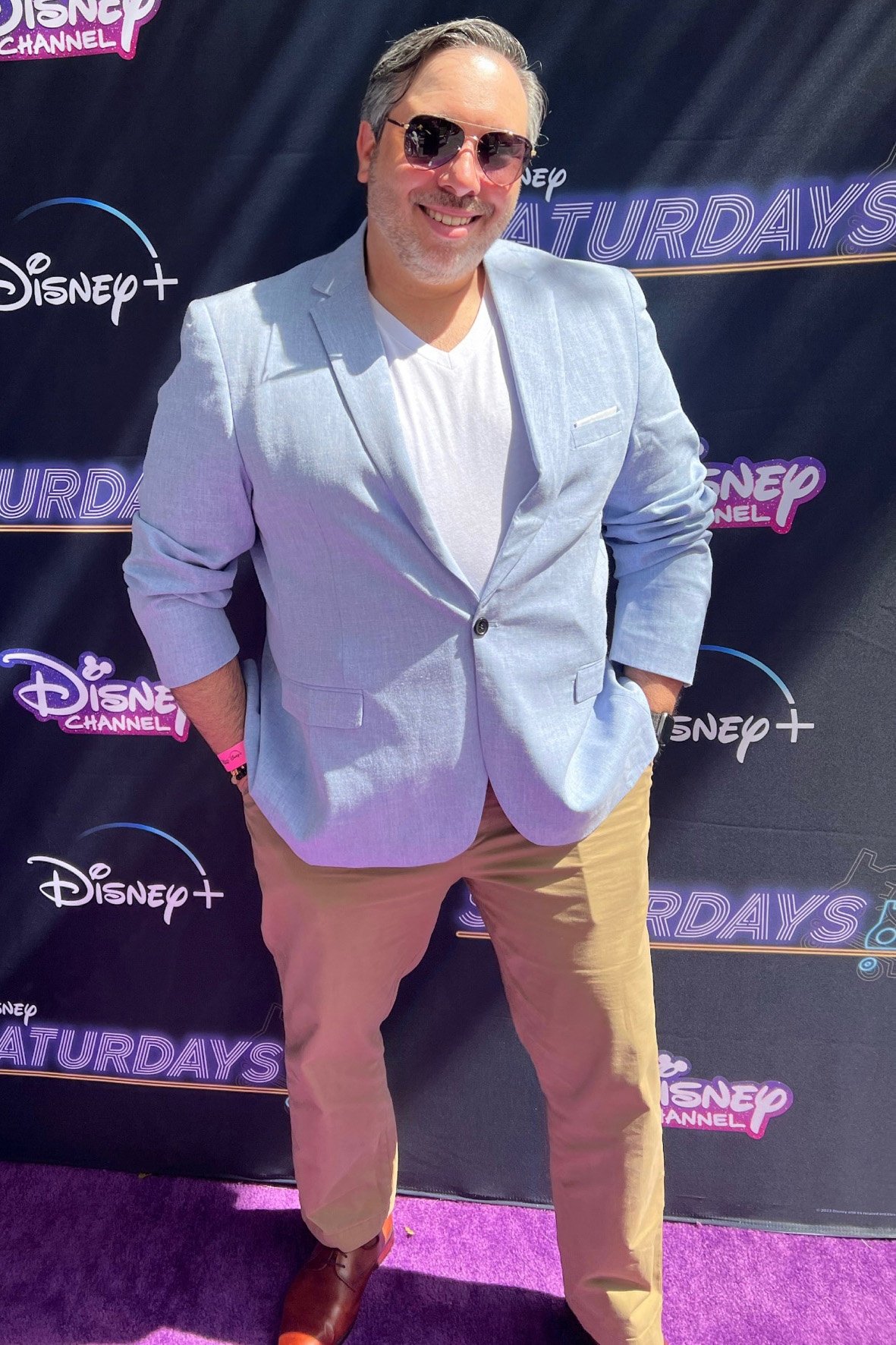 Anthony E. Cabral as Group Sharer