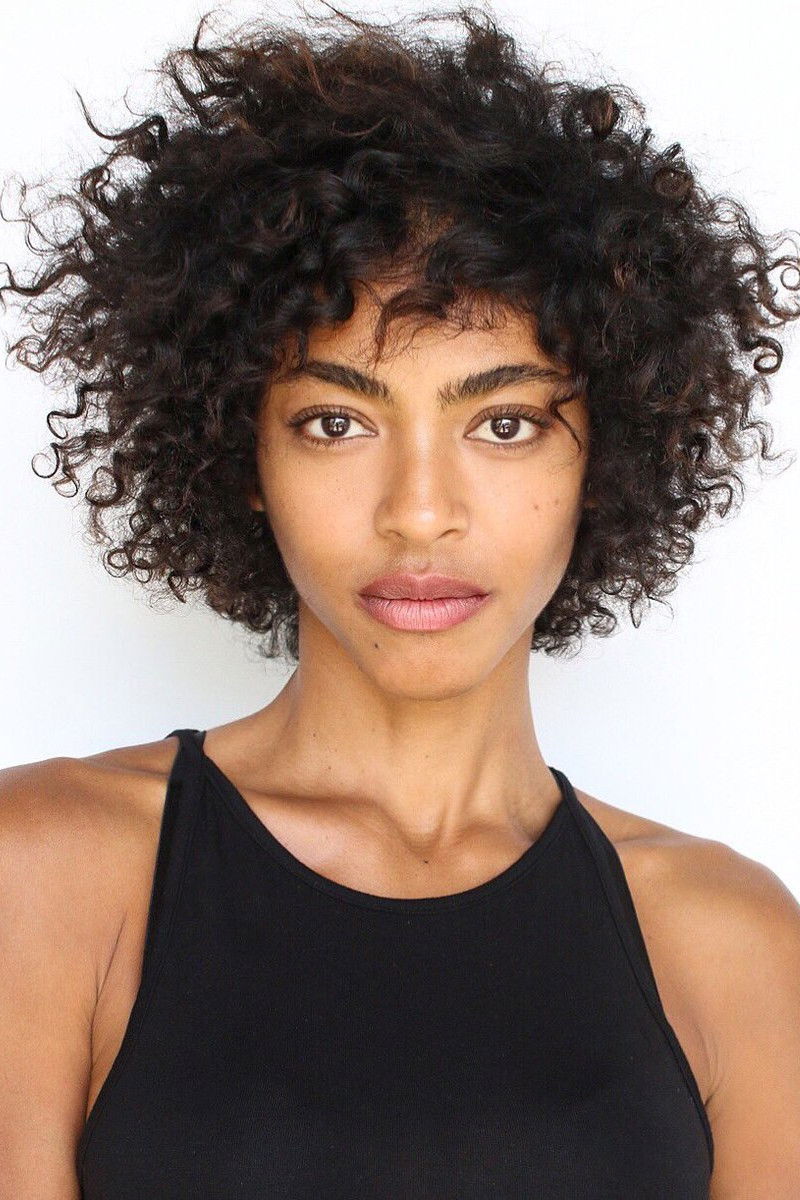 et billede af Jessi M'Bengue