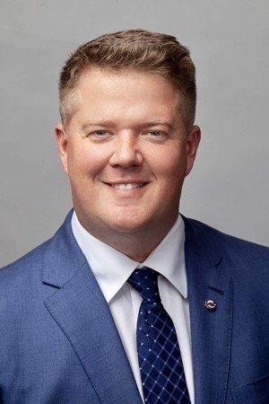 et billede af Aaron J. Brooks