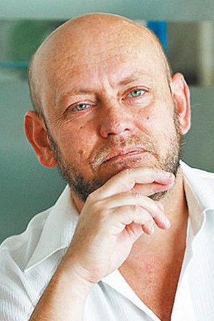 et billede af Luiz Antônio Simas