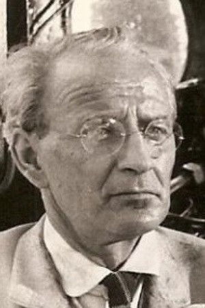 et billede af Mircea Constantinescu