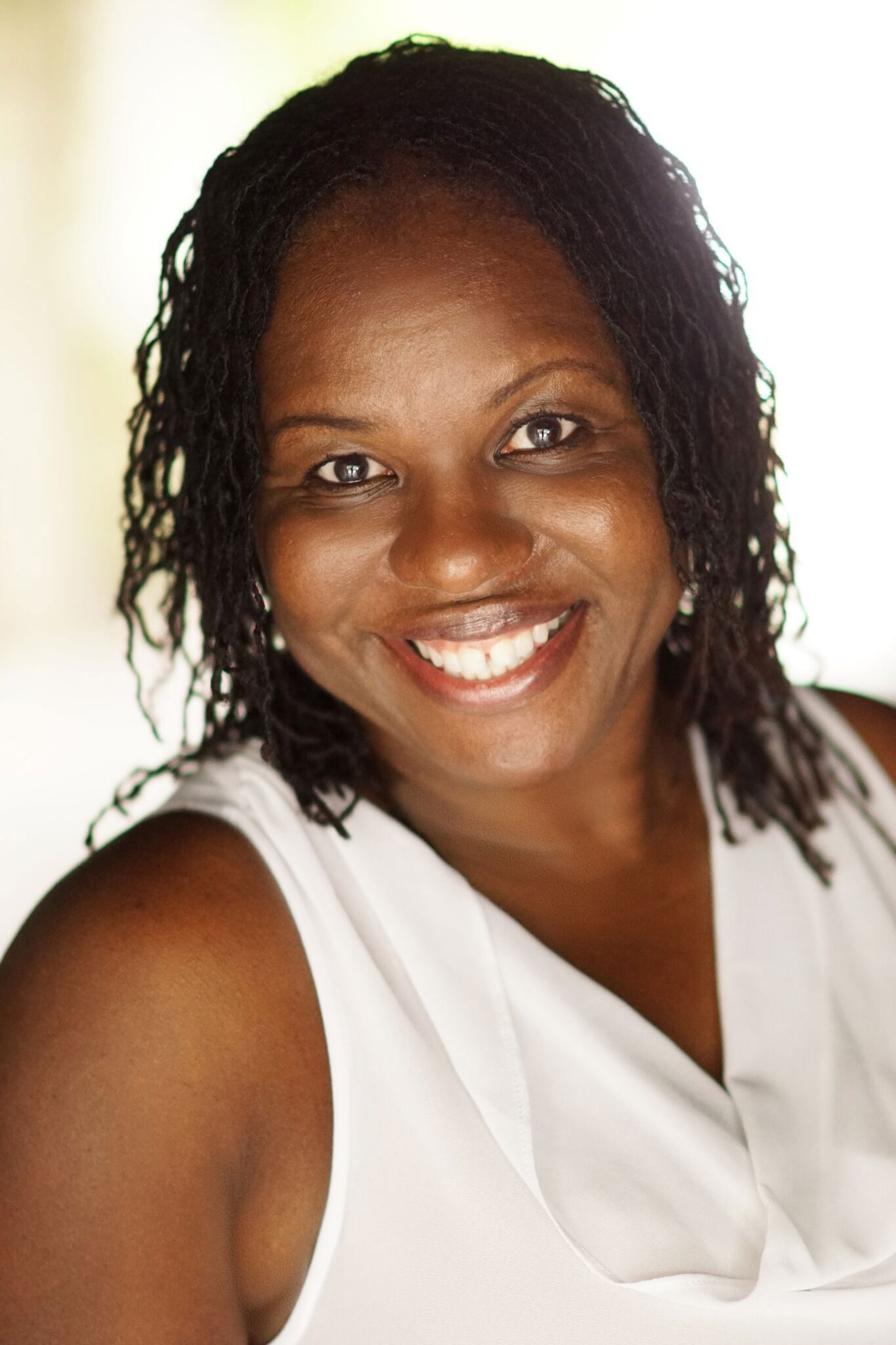 et billede af Debra Phillips