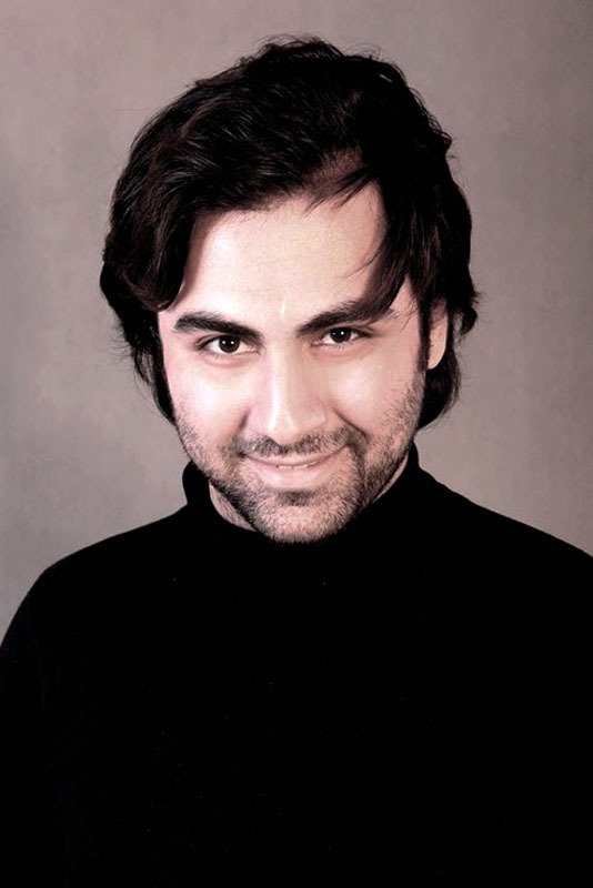 Babak Ansari's picture in the cast