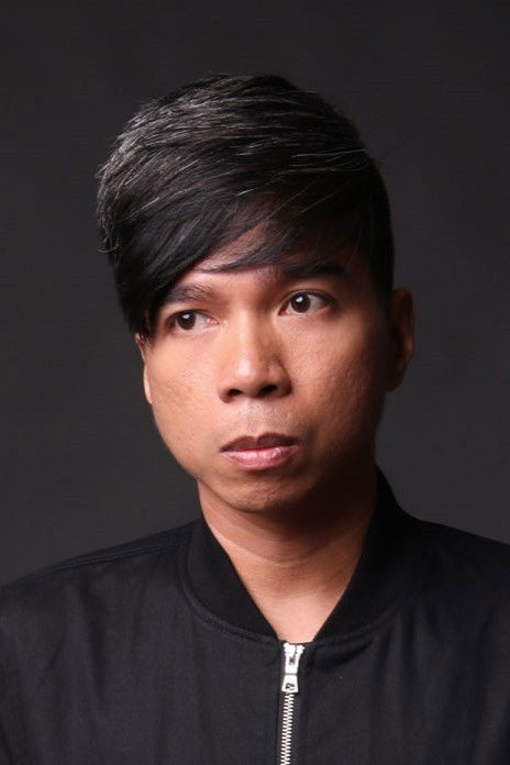 et billede af John Torres