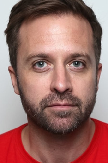 et billede af John Trengove