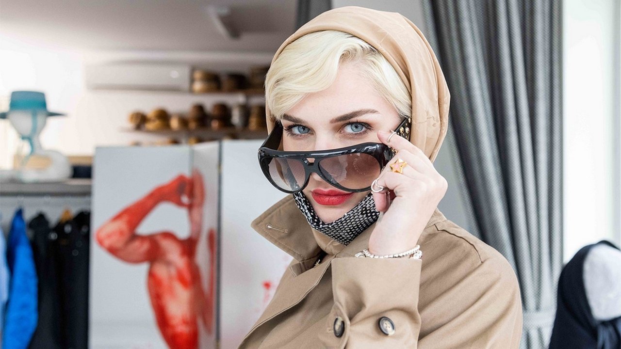 Imagem do Filme The Affairs of Lidia