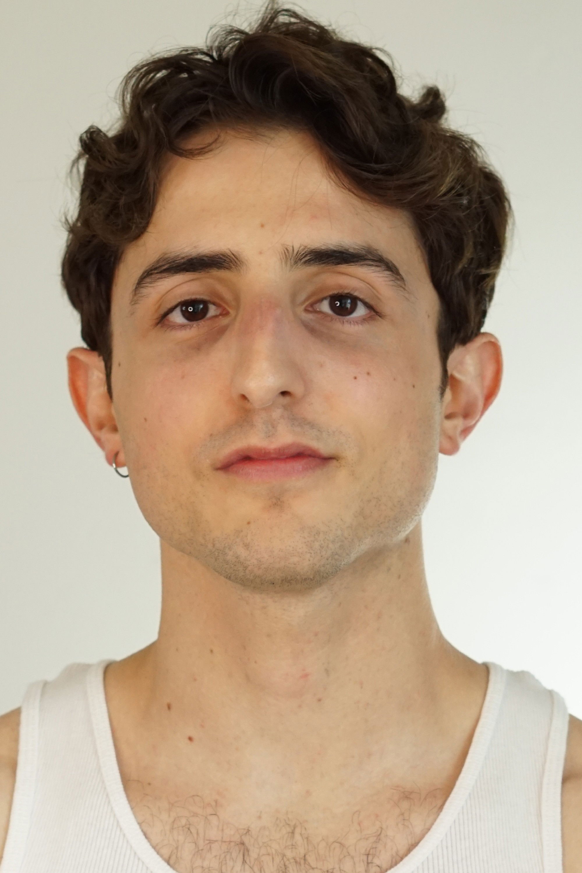 et billede af César Mauricio Emege