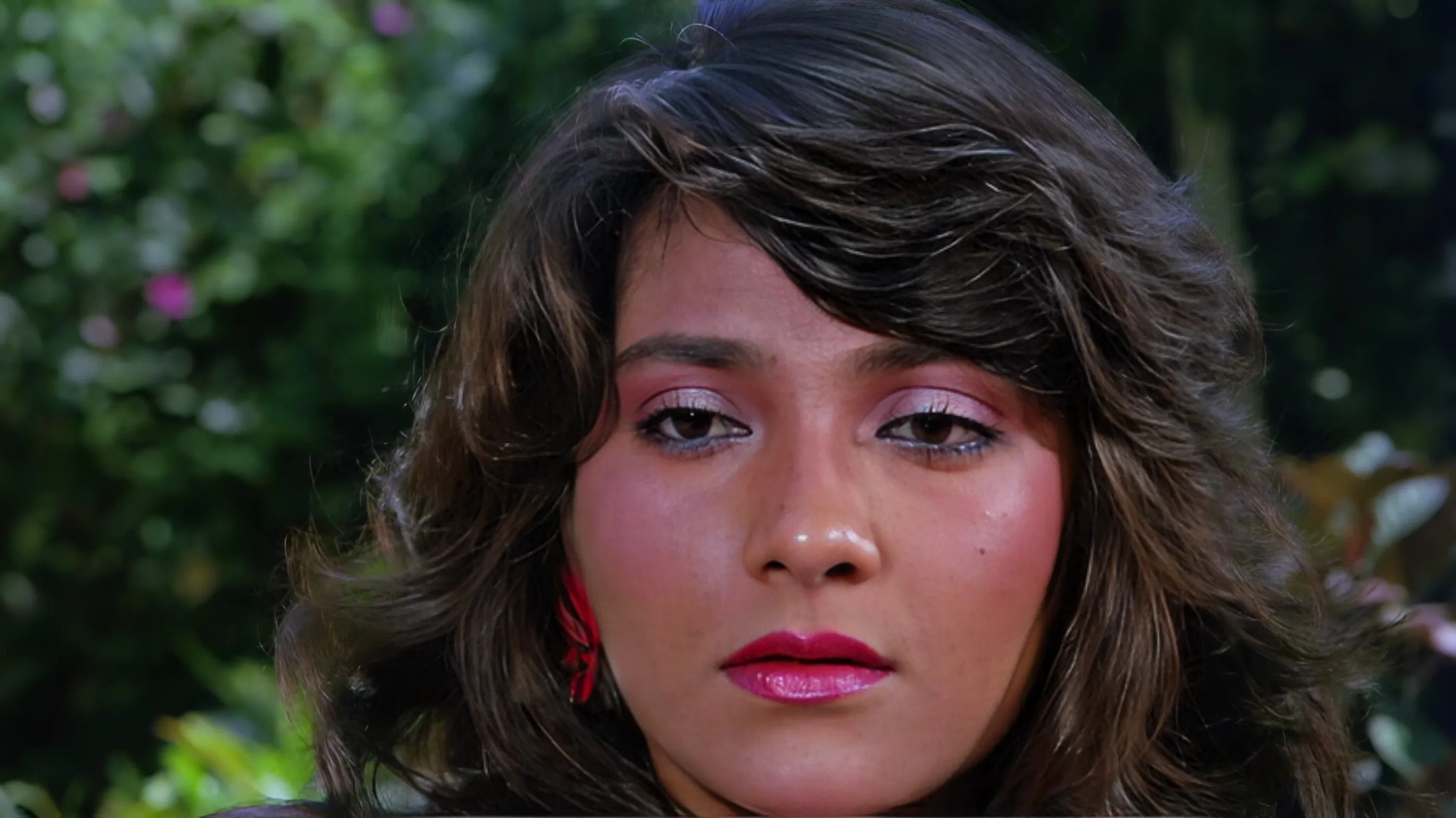 Tahkhana (1986)