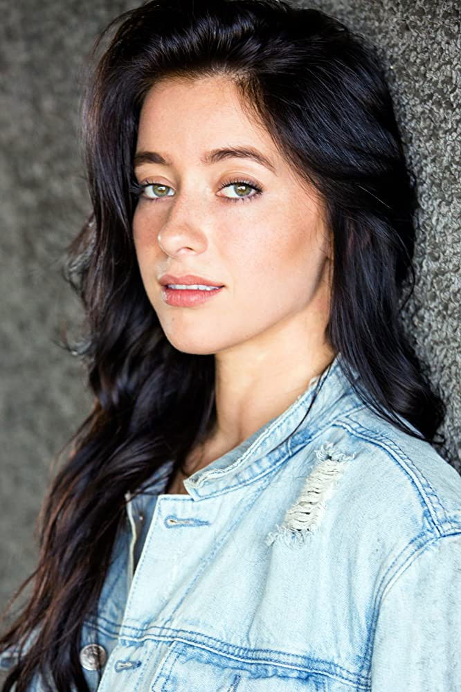 et billede af Amanda Holquin