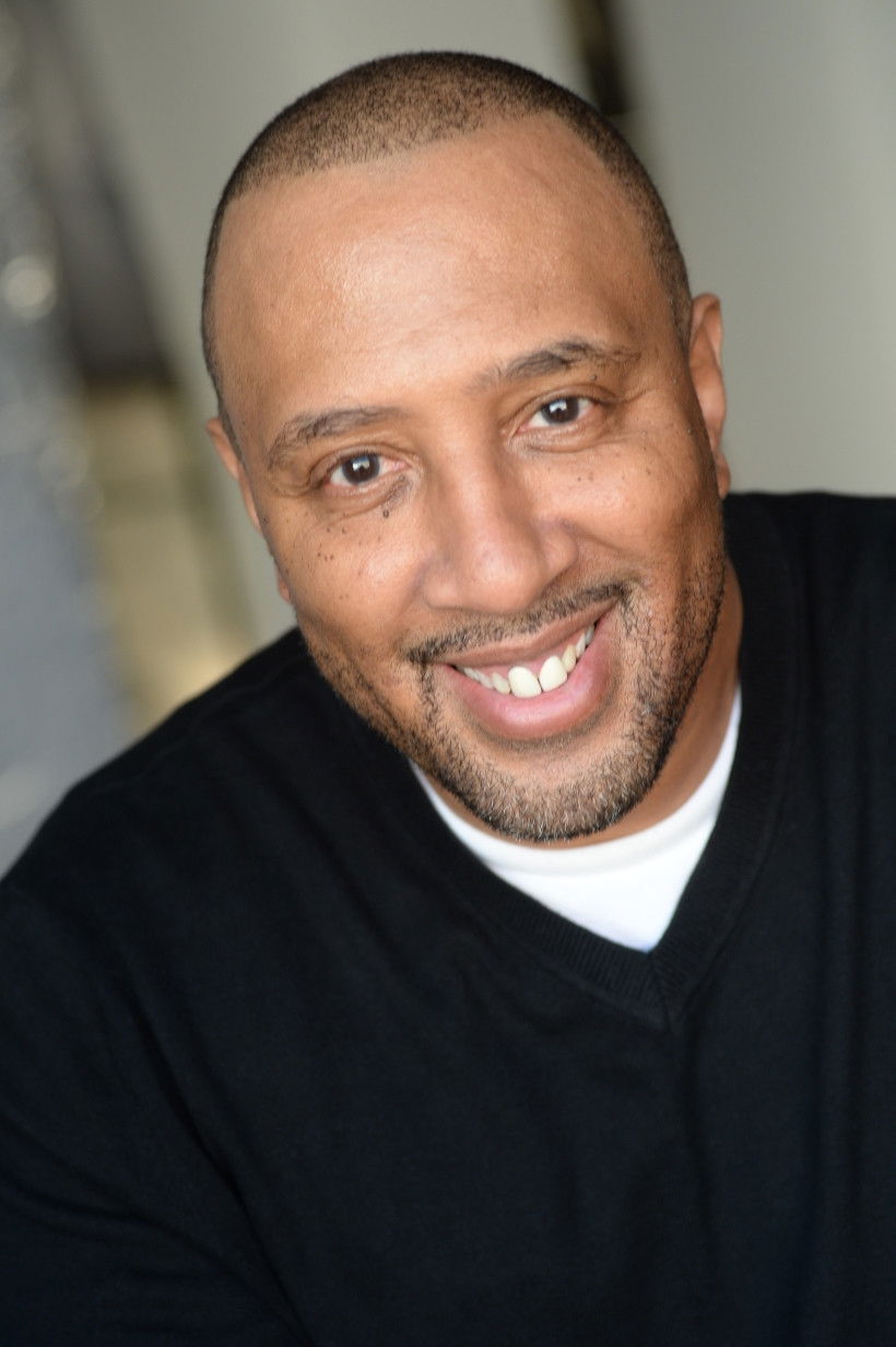 et billede af John O. Nelson