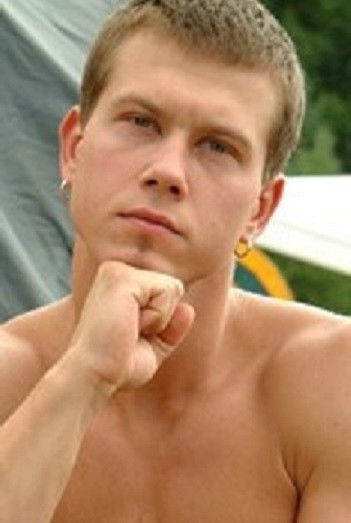 et billede af Bryan McCain