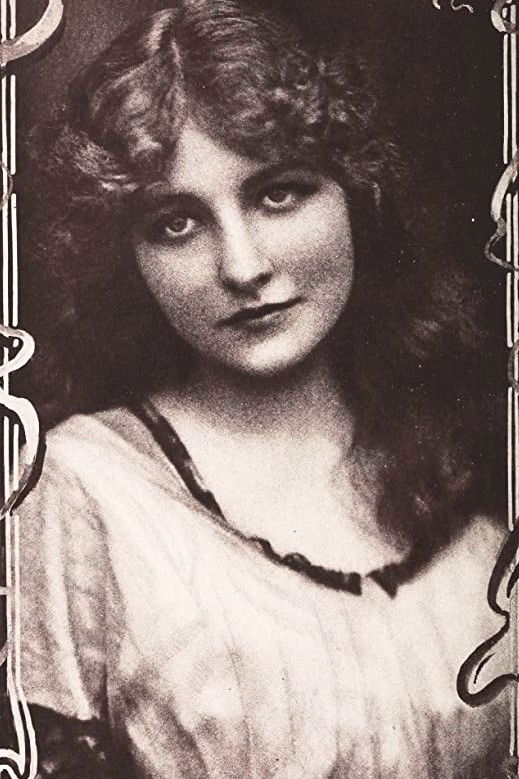 et billede af Isabel Lamon