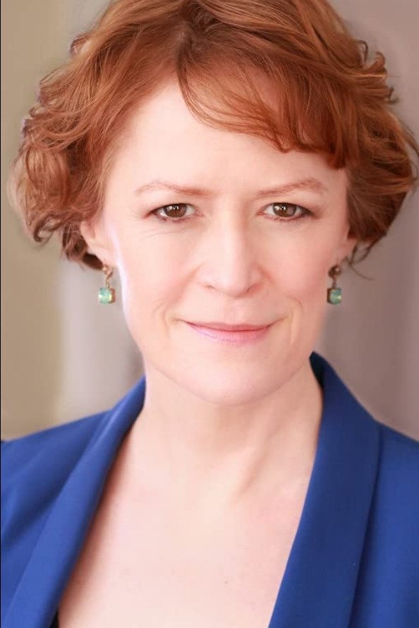 et billede af Hollis McCarthy