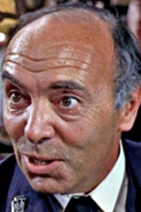 et billede af John Harding