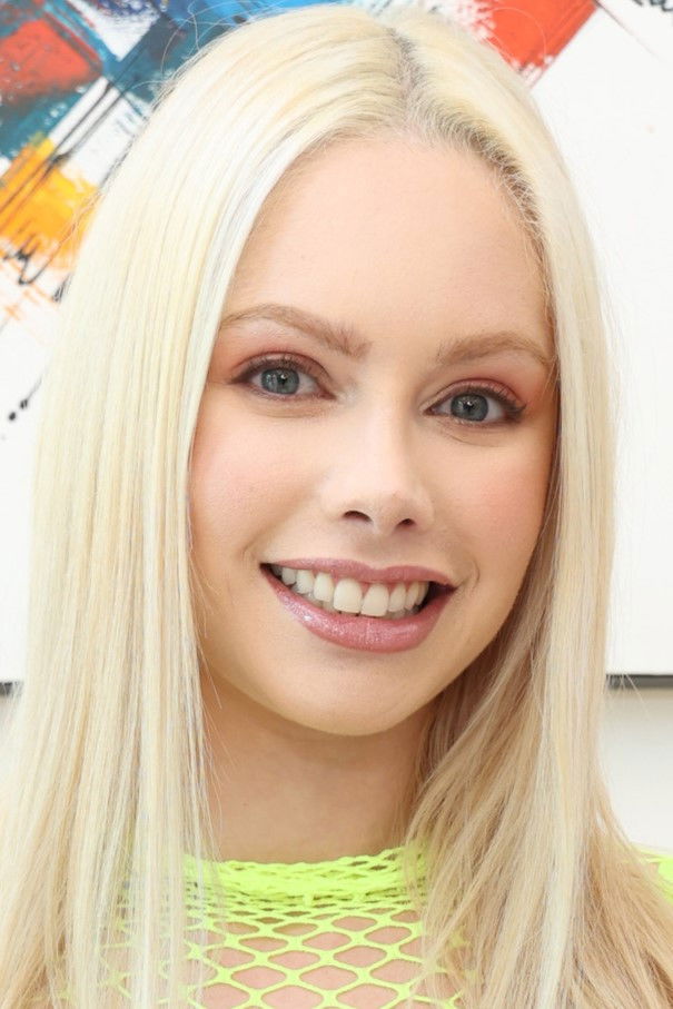 et billede af Vivian Lola