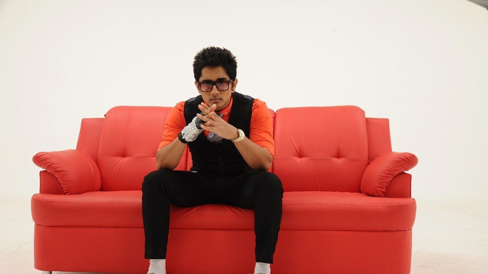 Enakkul Oruvan (2015)