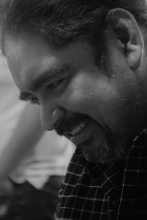 et billede af Julio Cesar Flores