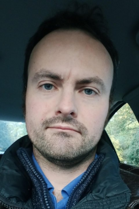 et billede af Alexander Cooper