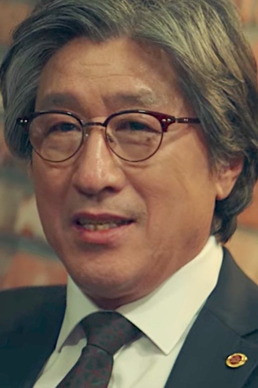 et billede af Lee Jong-woon