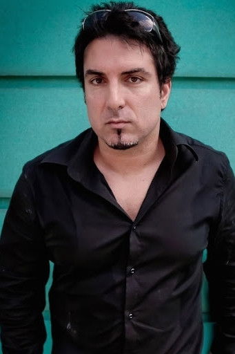 et billede af Derek Sherinian