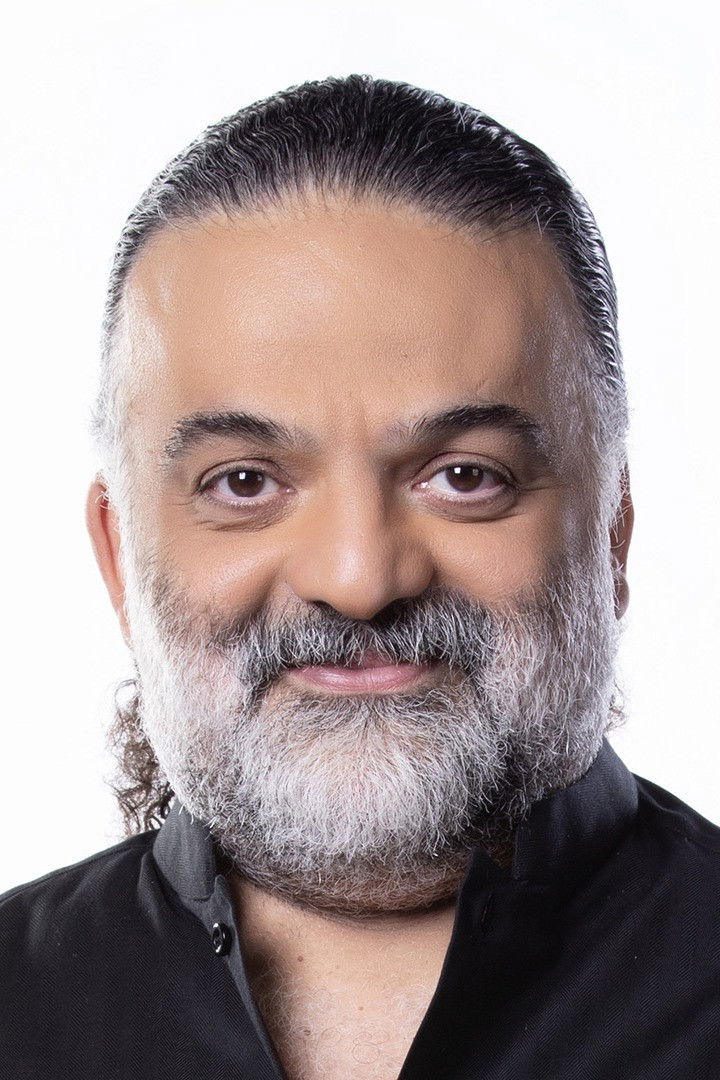 et billede af Alireza Assar