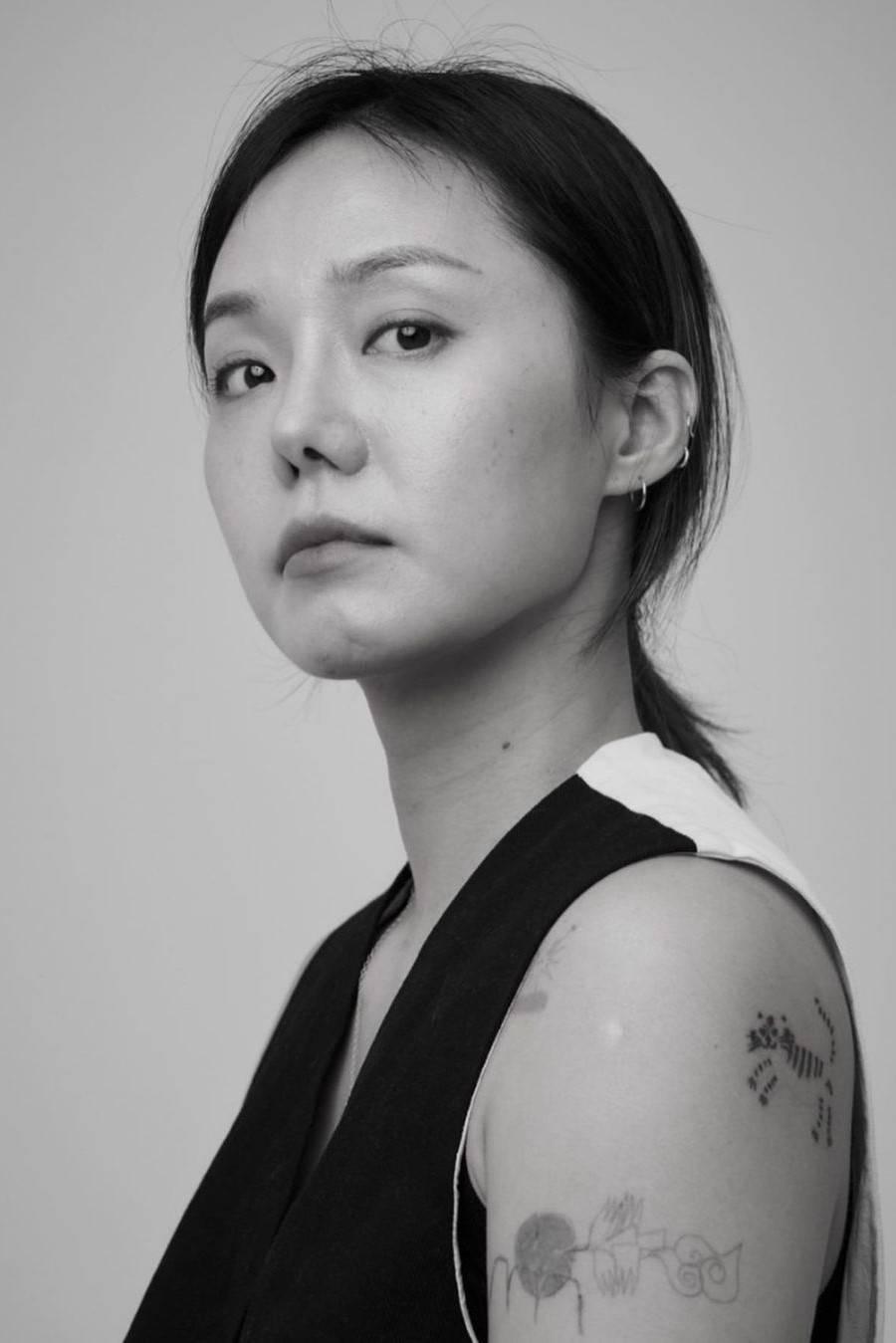 et billede af Nalie Lee