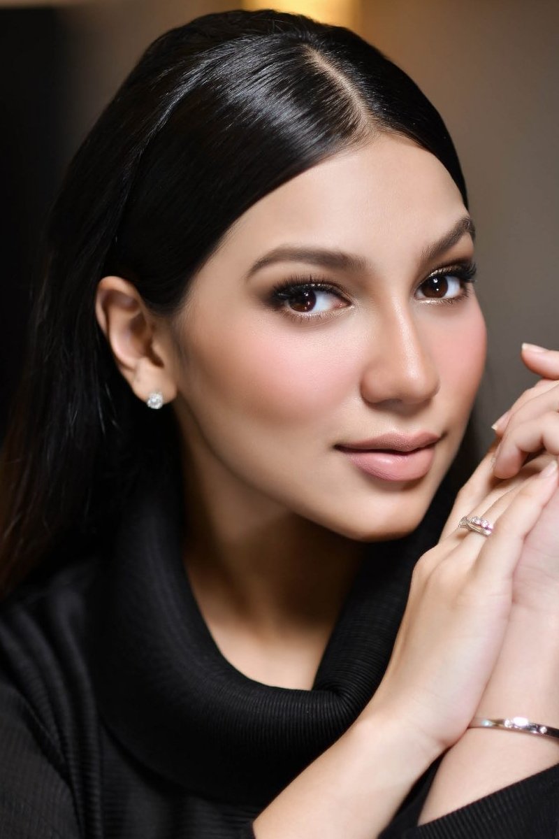 et billede af Elisya Sandha